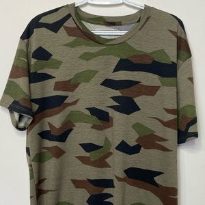 LuLaRoe camp Hudson top